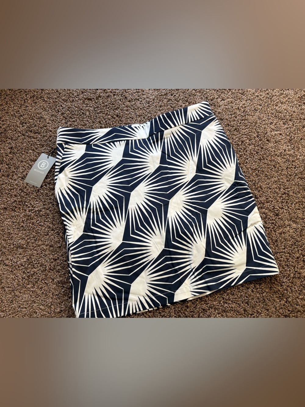 NWT Women’s Bogner Abby Golf Sport Skirt Skort In Navy Print Size 12